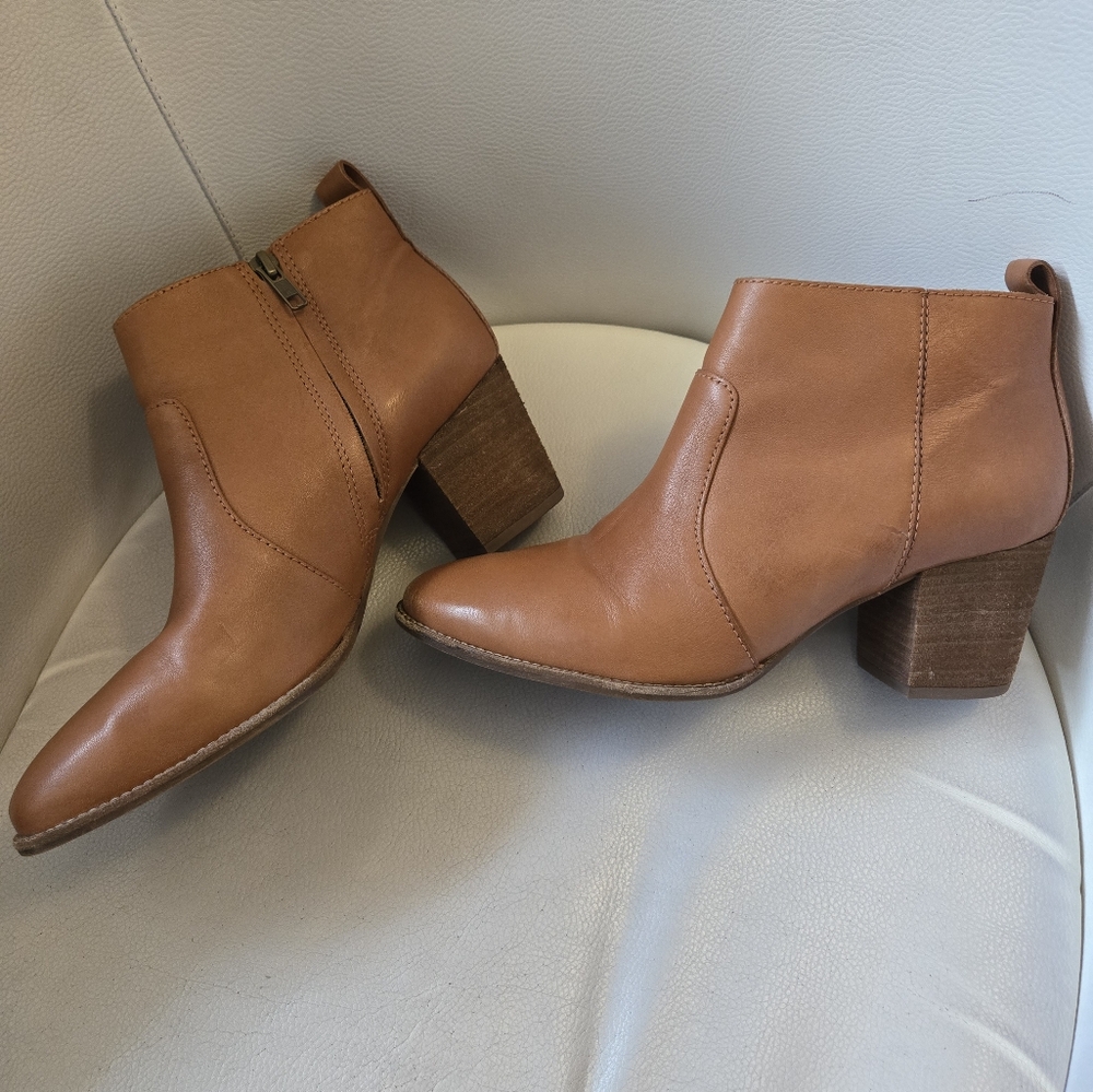 Madewell caramel brown leather ankle boots size 10 - Picture 2 of 4